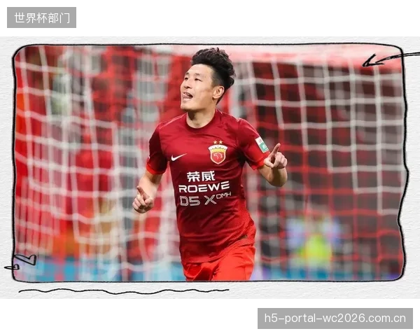 武磊作为战术核心，其在穆斯卡特的4-3-3阵型中扮演关键的无球跑动角色。